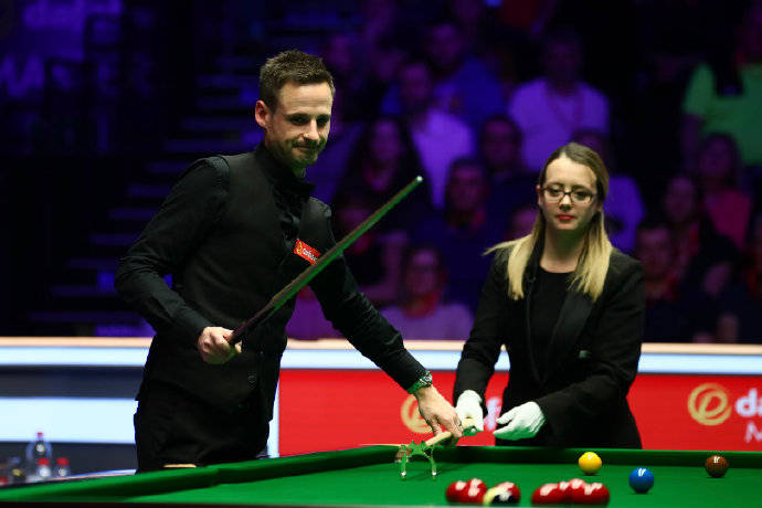 名声大噪的 名声大噪的